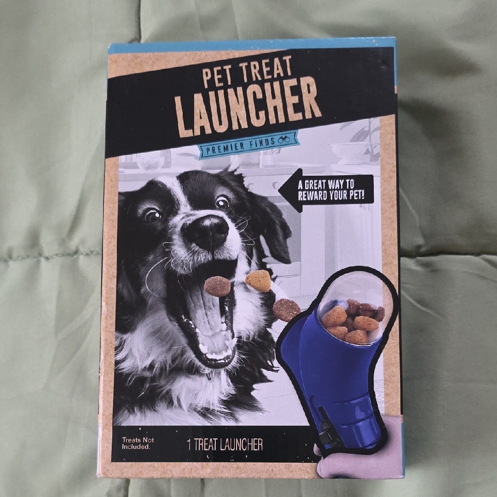 Premier Finds Blue Pet Treat Launcher